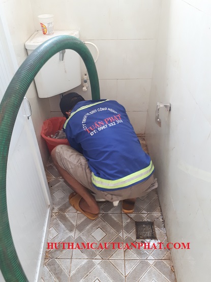 Hút hầm cầu tại Cụm CN Tân Đông Hiệp